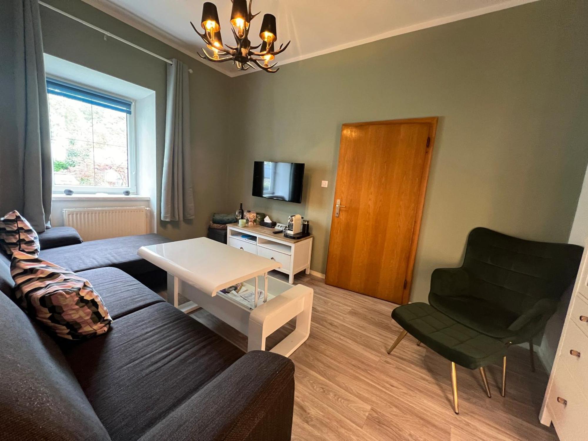 Ausseerland Apartments - Relax, Ski, Hike And Bike, Garden, Parking, Bbq, Near Hallstatt, Loser, Tauplitz And Krippenstein, Free Wi-Fi And Netflix บาดเอาส์ซี ภายนอก รูปภาพ