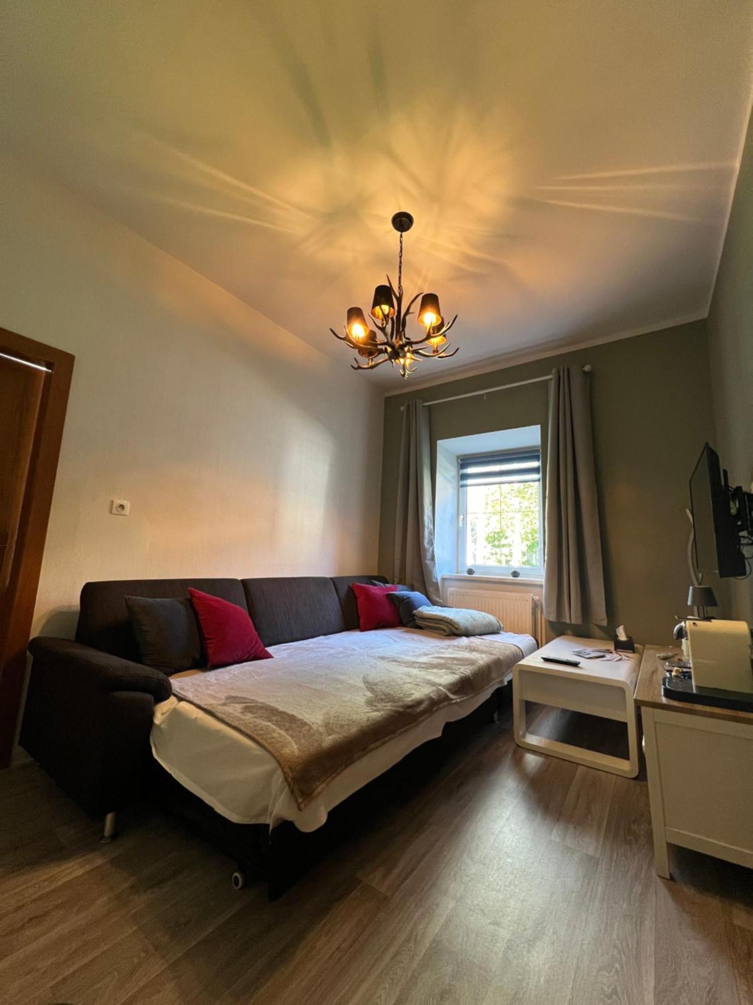 Ausseerland Apartments - Relax, Ski, Hike And Bike, Garden, Parking, Bbq, Near Hallstatt, Loser, Tauplitz And Krippenstein, Free Wi-Fi And Netflix บาดเอาส์ซี ภายนอก รูปภาพ